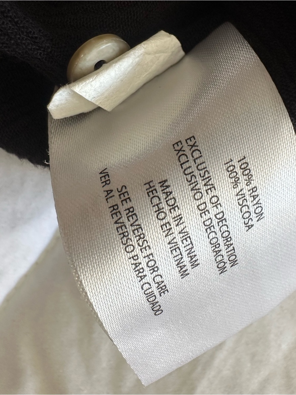 Orvis Black Button-Front V-Neck Top size medium - Picture 13 of 13